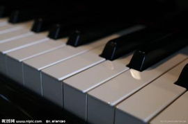 租琴就送郎朗音樂會門票 全新品牌合資鋼琴優惠出租 專業鋼琴教學 現招聘鋼琴教師